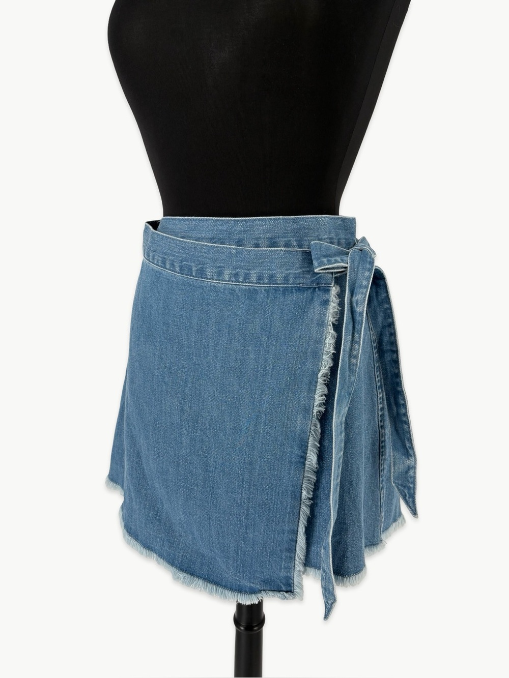Madewell Raw-Hem Mini Wrap Jean Skirt Size 6 Cardiff Wash Denim 100% Cotton - Picture 6 of 13